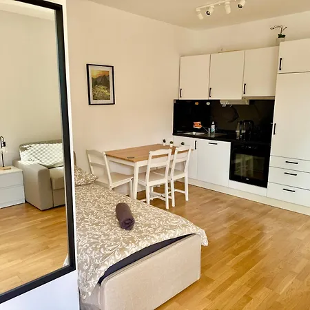 Apartment Wn Modern With Terrace Patio