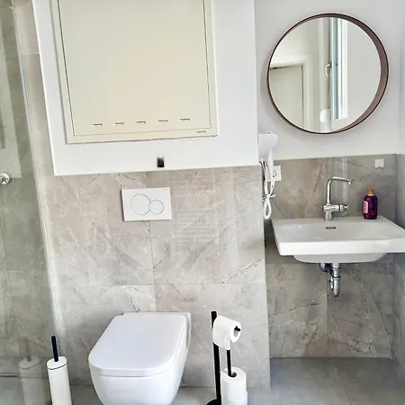 Wn Modern With Terrace Patio Apartment Wiener Neudorf