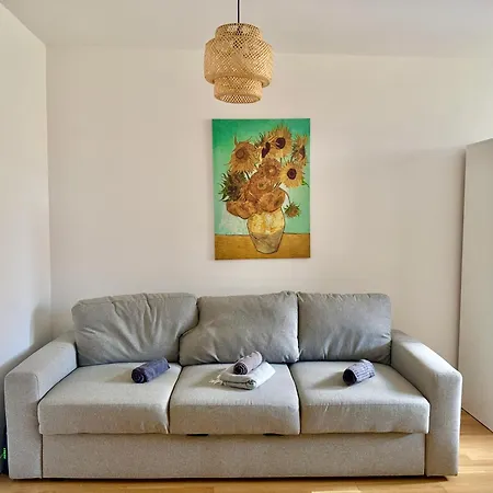 Wn Modern With Terrace Patio Apartment