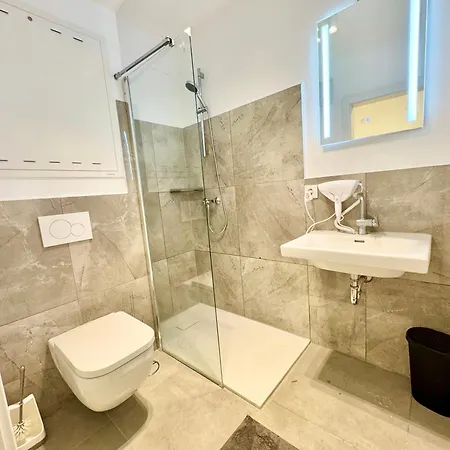Apartment Wn Modern With Terrace Patio *